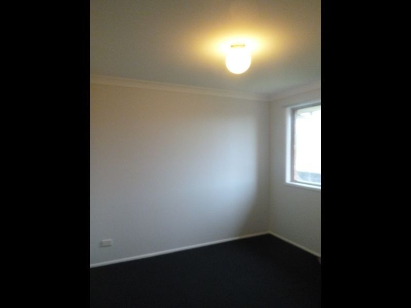 20 Howard Ave, Bega NSW 2550
