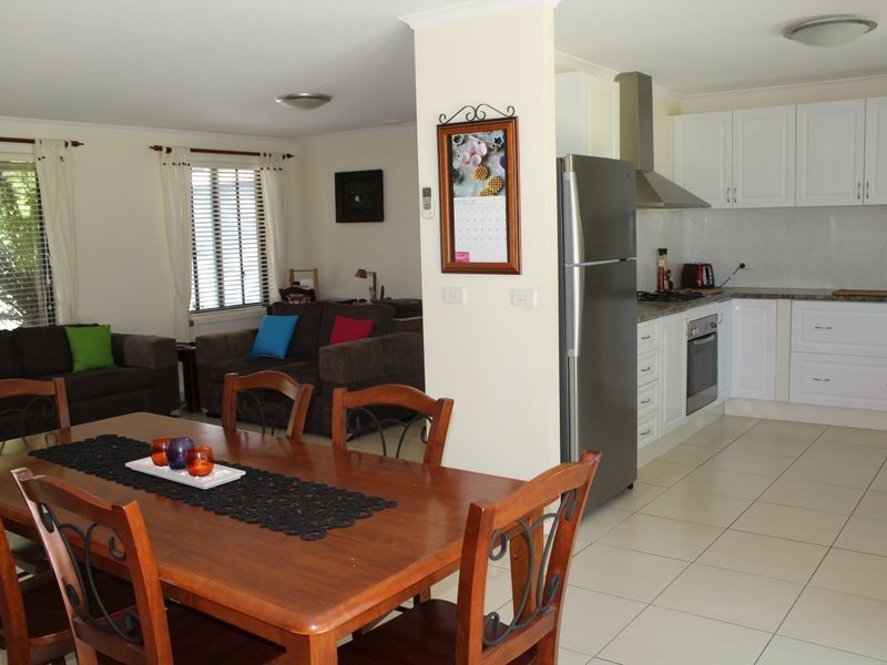 48 Strathmore Crescent, Kalaru NSW 2550