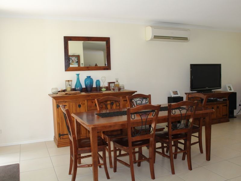 48 Strathmore Crescent, Kalaru NSW 2550