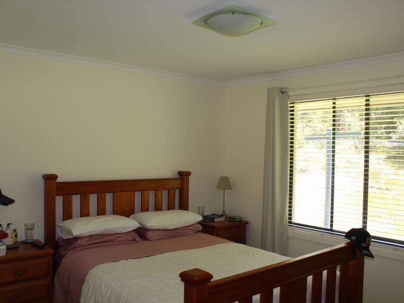 48 Strathmore Crescent, Kalaru NSW 2550