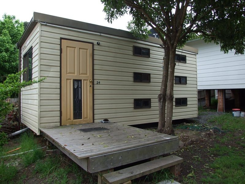 35 Princes Highway, Wolumla NSW 2550