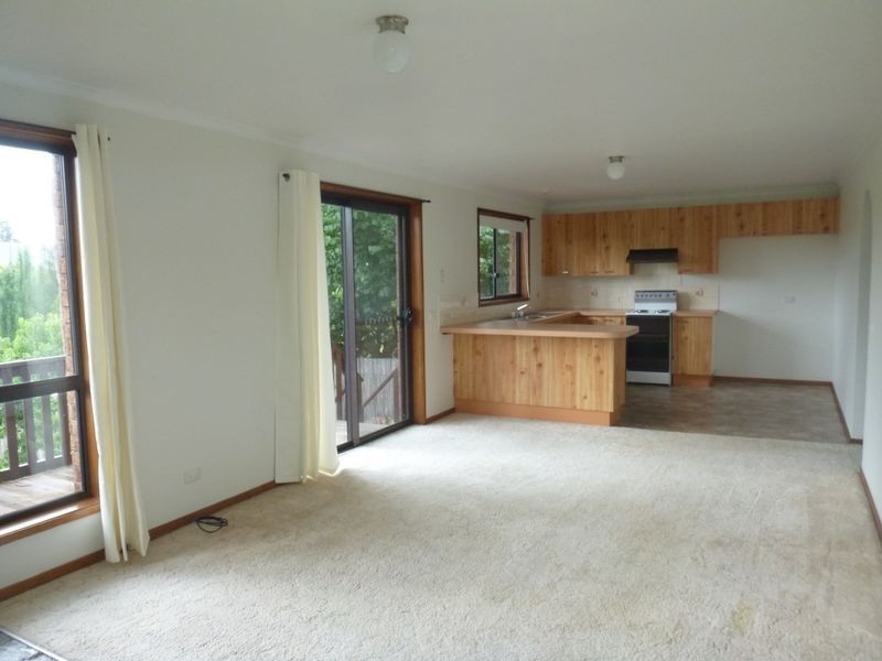 56 Valley Street, Bega NSW 2550