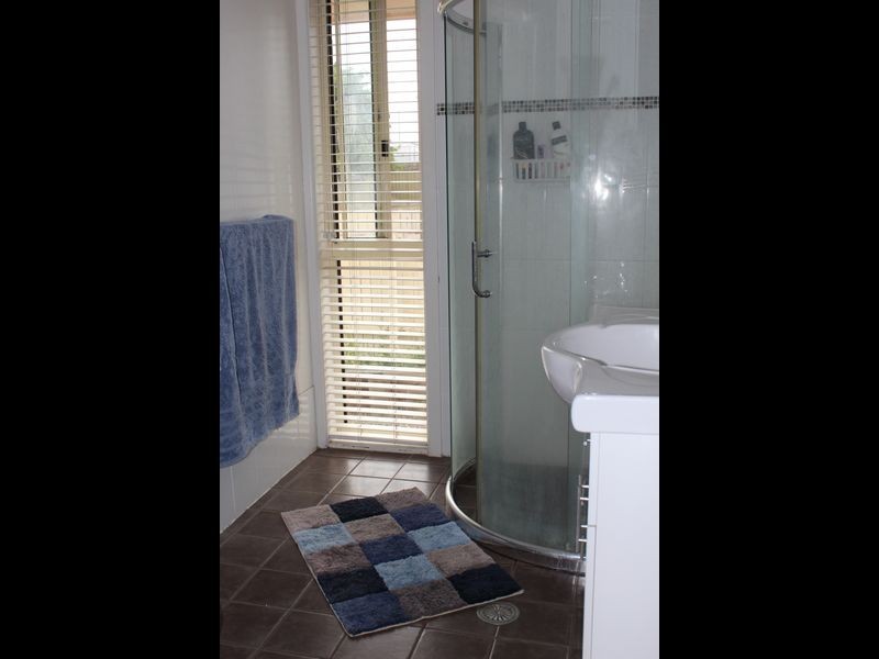 98 Ravenswood Street, Bega NSW 2550