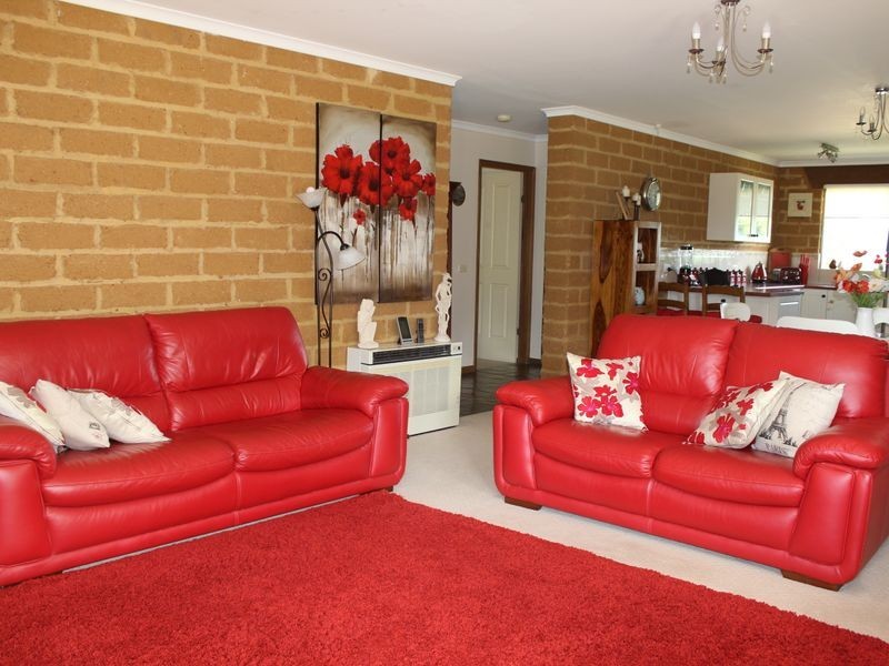 55 Finucanes Lane, Bega NSW 2550