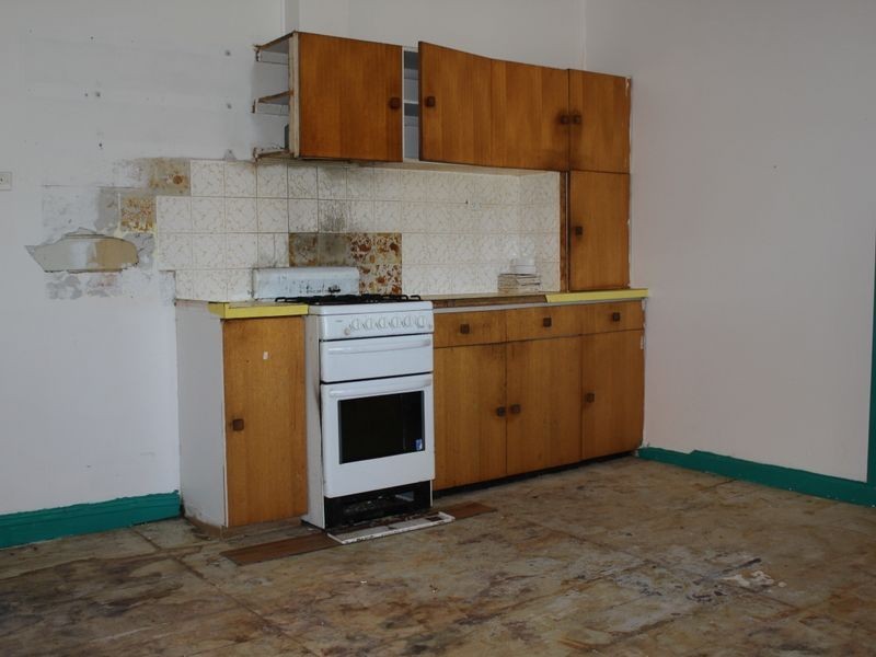 6 Gordon Street, Bega NSW 2550