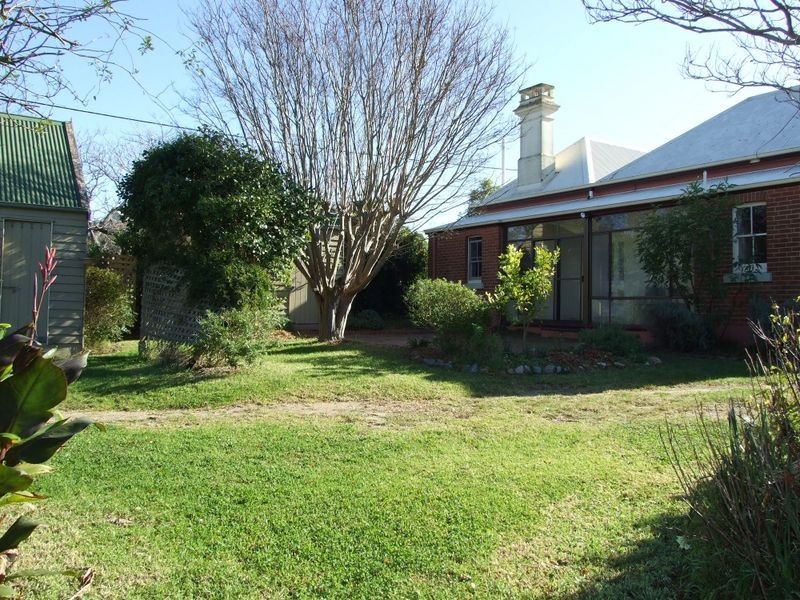 36 Carp Street, Bega NSW 2550
