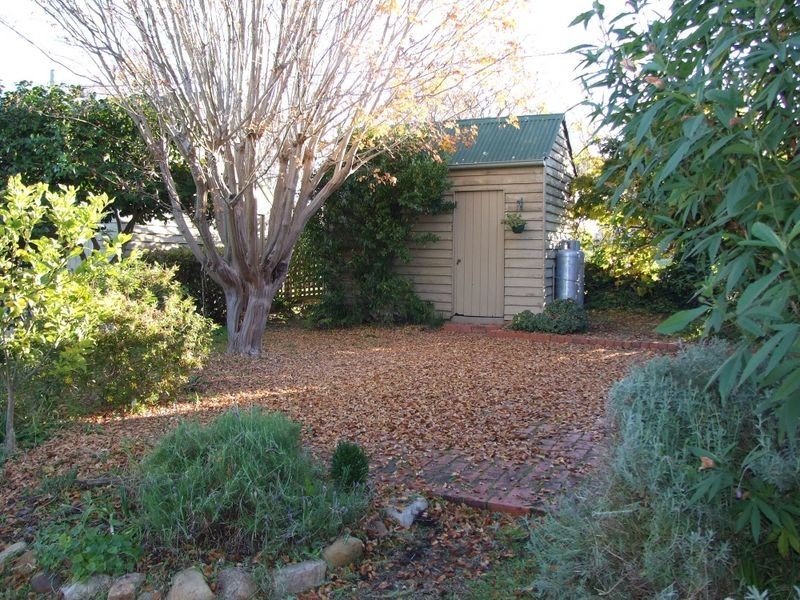 36 Carp Street, Bega NSW 2550