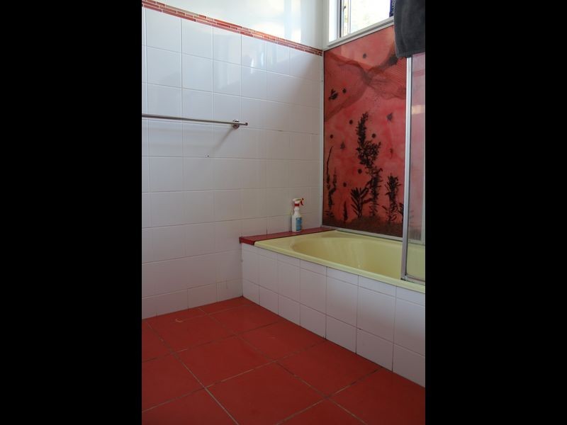 4 Canning Street, Bega NSW 2550