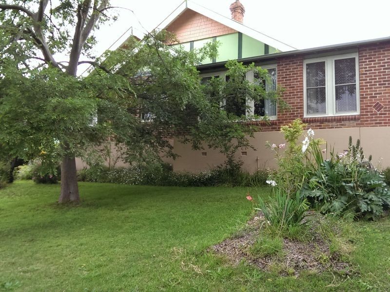 18 High Street, Bega NSW 2550
