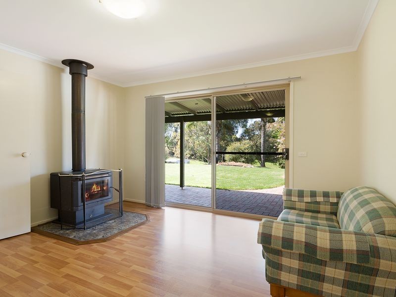 11 Kerrisons Lane, Bega NSW 2550