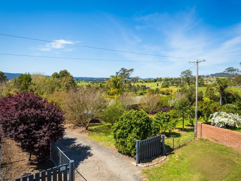 11 Kerrisons Lane, Bega NSW 2550