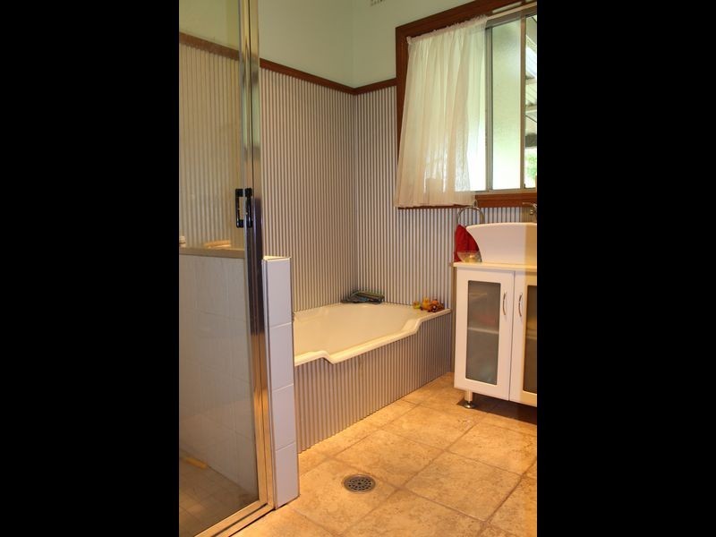 17 Norman Avenue, Bega NSW 2550