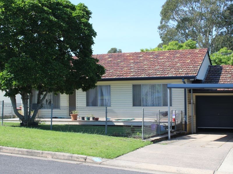 17 Norman Avenue, Bega NSW 2550