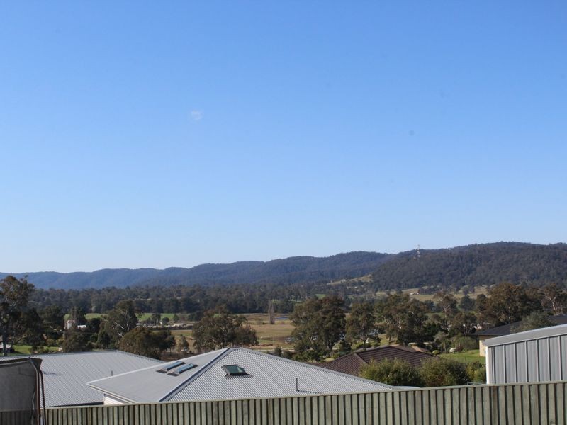 5 Yuin Place, Bega NSW 2550