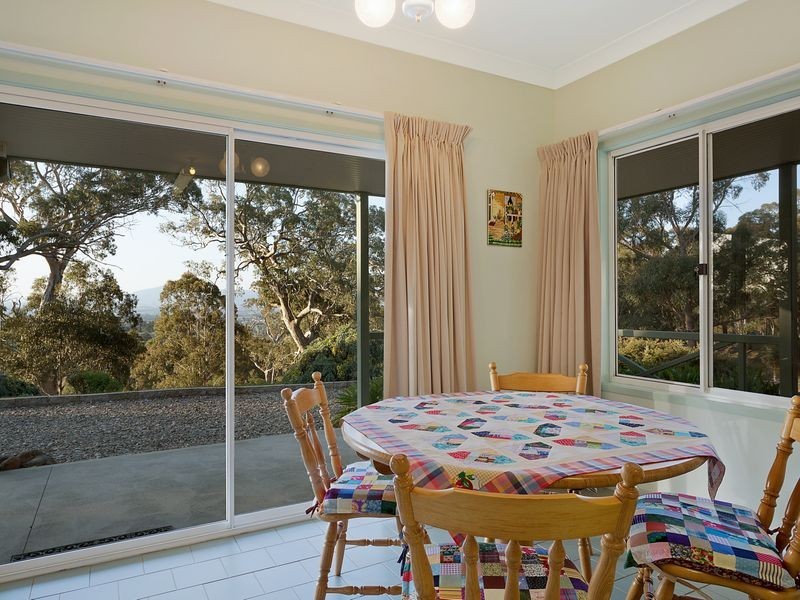 16 Northview Close, Bega NSW 2550