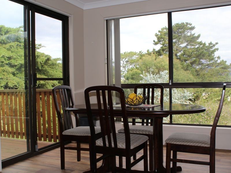 18 Belmore Street, Bega NSW 2550