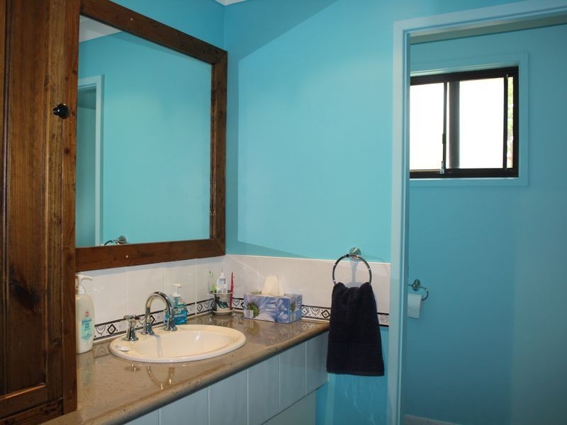 18 Belmore Street, Bega NSW 2550