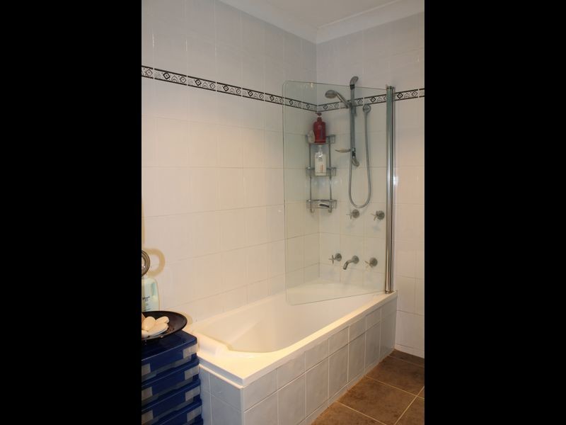 18 Belmore Street, Bega NSW 2550