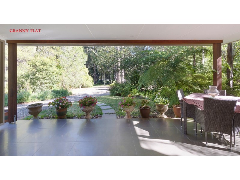 64 Strathmore Crescent, Kalaru NSW 2550