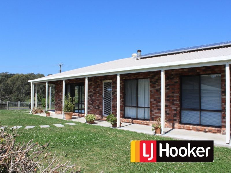 1 Hillview Street, Cobargo NSW 2550