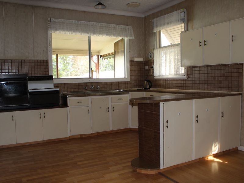 39 Auckland Street, Bega NSW 2550