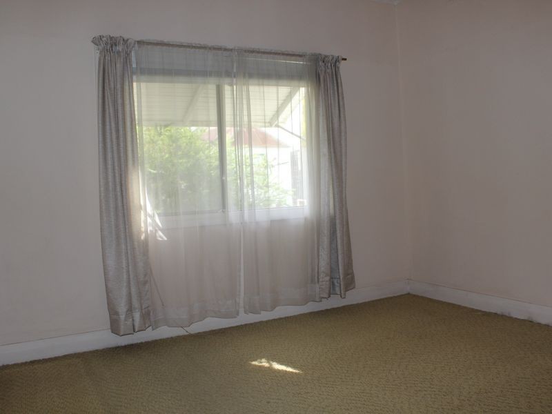 39 Auckland Street, Bega NSW 2550