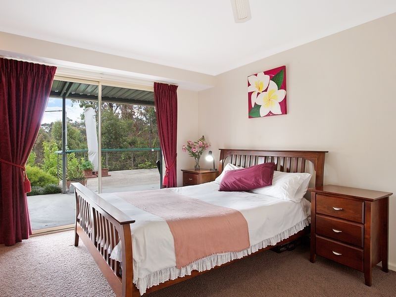 10 Ferntree Lane, Wallagoot NSW 2550