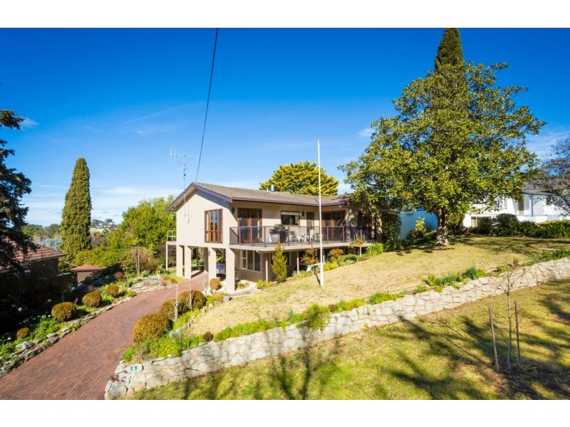 8 Belmore Street, Bega NSW 2550