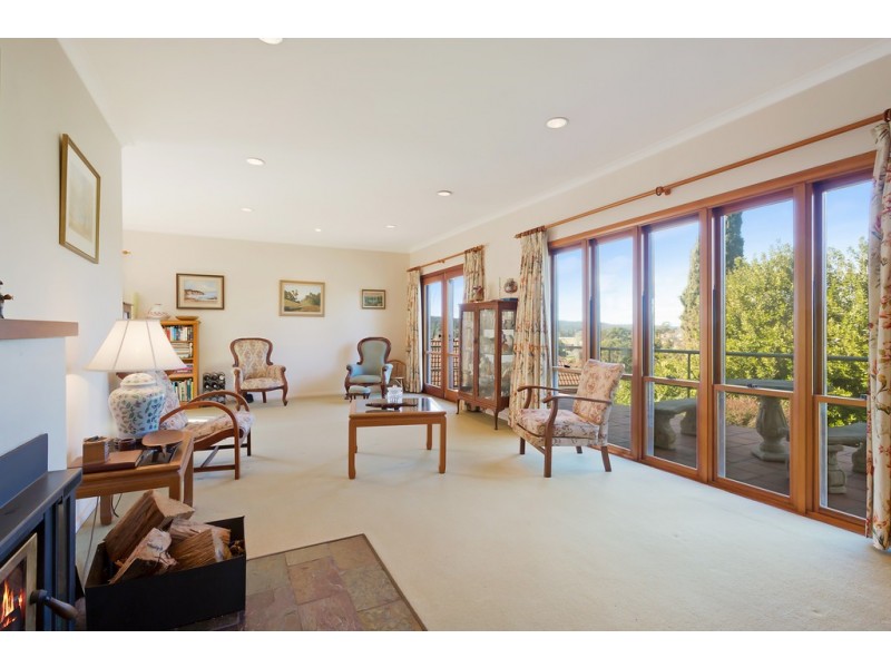 8 Belmore Street, Bega NSW 2550