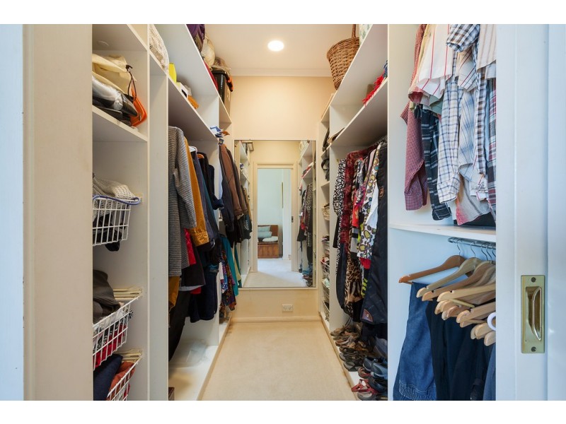 8 Belmore Street, Bega NSW 2550