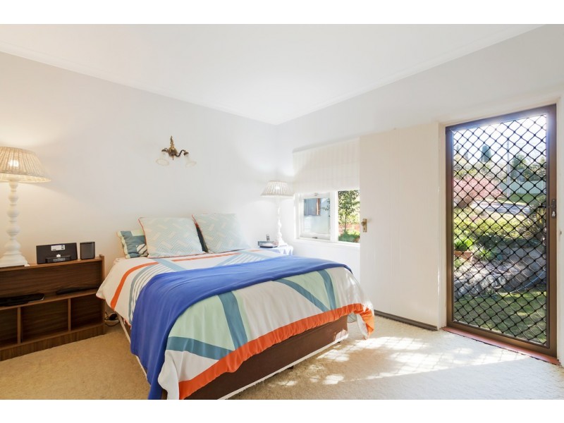 8 Belmore Street, Bega NSW 2550