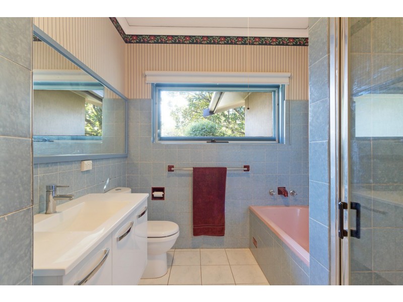 8 Belmore Street, Bega NSW 2550