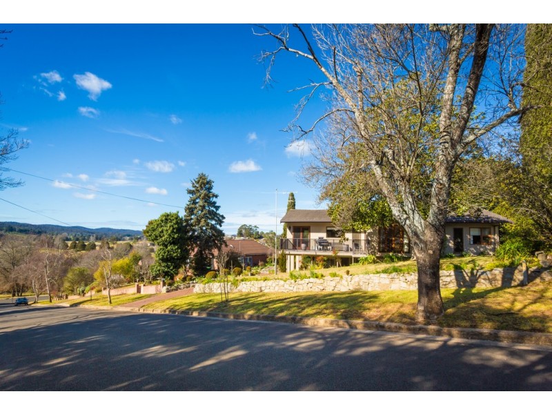 8 Belmore Street, Bega NSW 2550