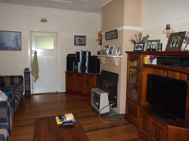 229 Auckland Street, Bega NSW 2550