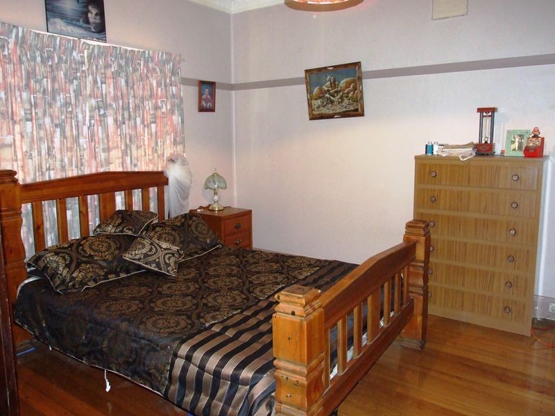 229 Auckland Street, Bega NSW 2550