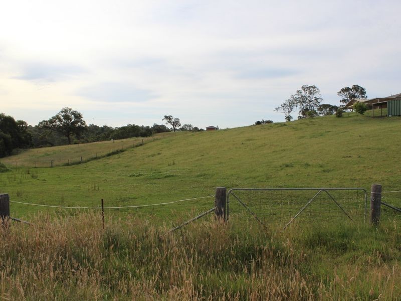 18 Wattle Place, Bega NSW 2550