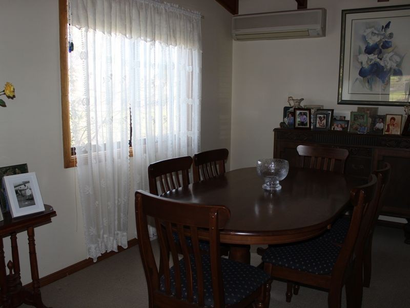 22 Hoyer Street, Cobargo NSW 2550