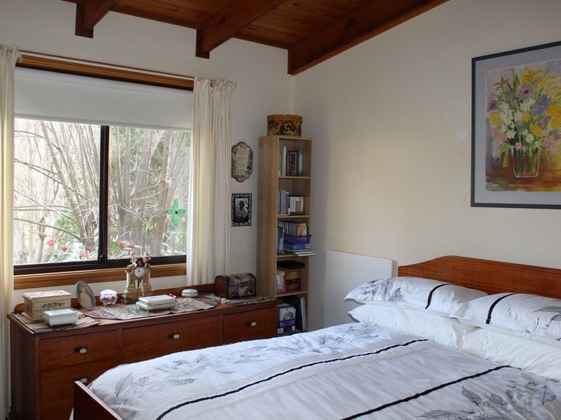 22 Hoyer Street, Cobargo NSW 2550