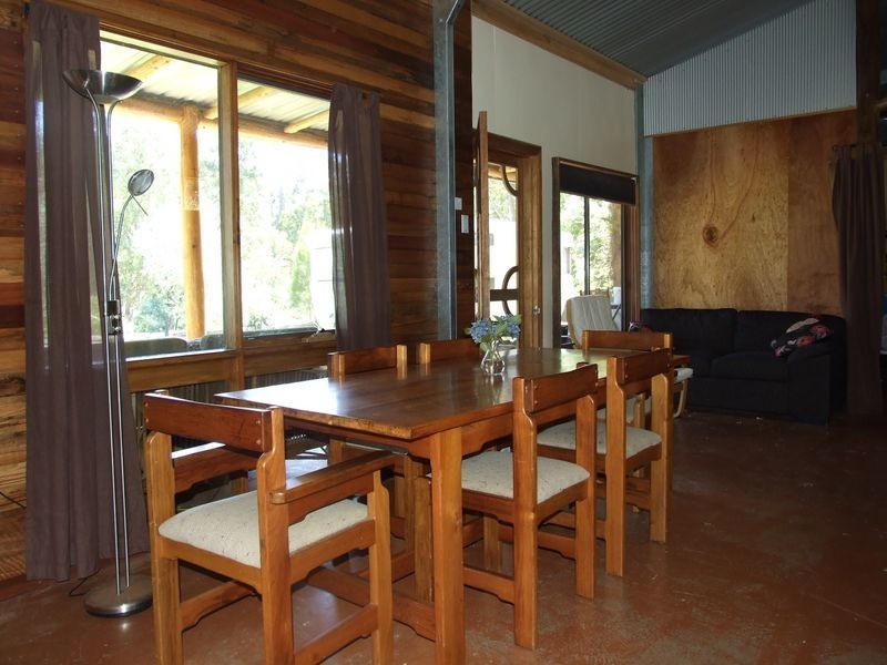 556 Reedy Swamp Road, Tarraganda NSW 2550