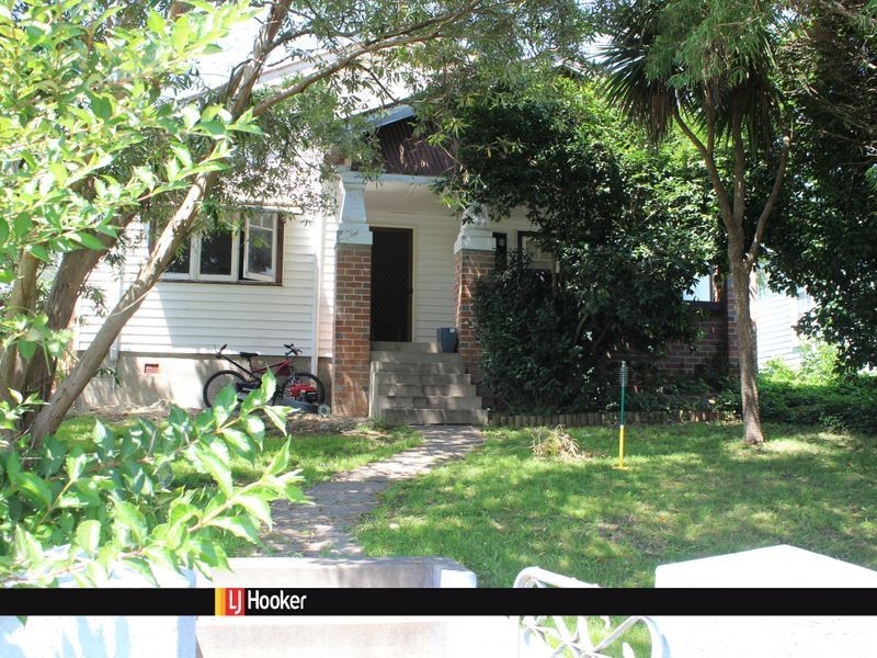 34 Parker Street, Bega NSW 2550