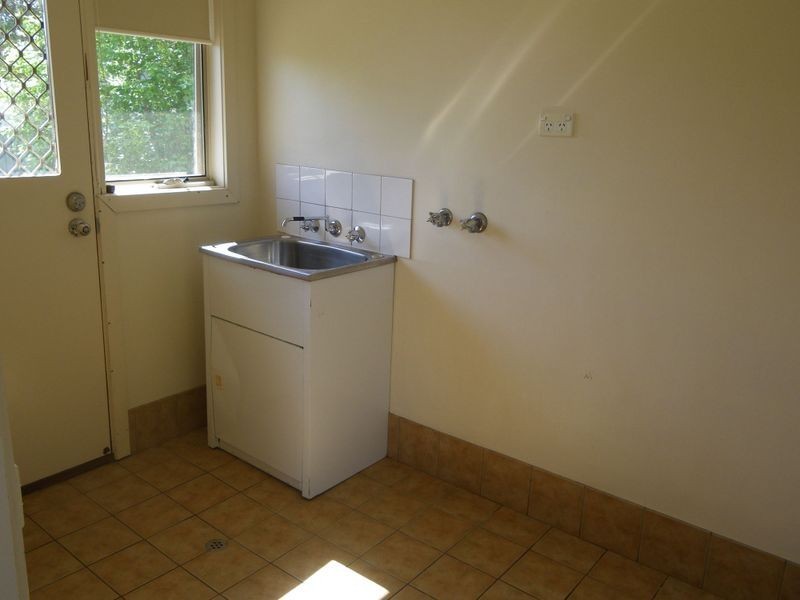 5 Kielpa Place, Bega NSW 2550
