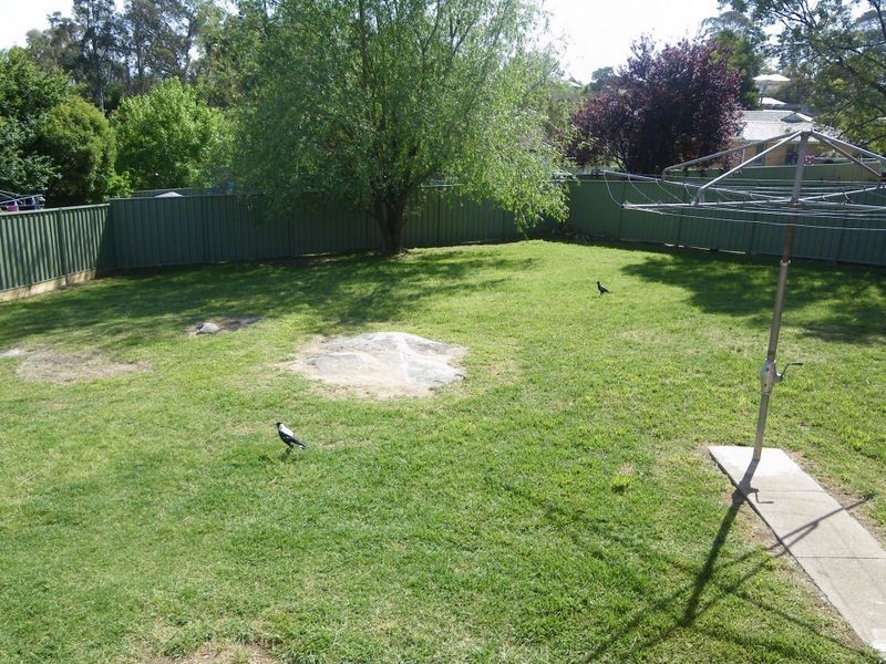 5 Kielpa Place, Bega NSW 2550