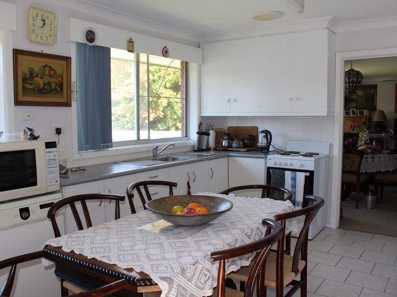 62 Ravenswood Street, Bega NSW 2550