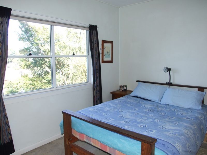 7 Girraween Crescent, Bega NSW 2550