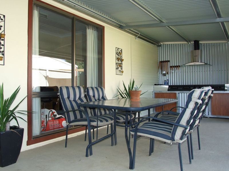 1 Watson Street, Bega NSW 2550