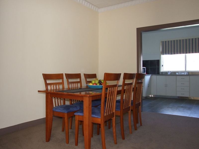 1 Watson Street, Bega NSW 2550