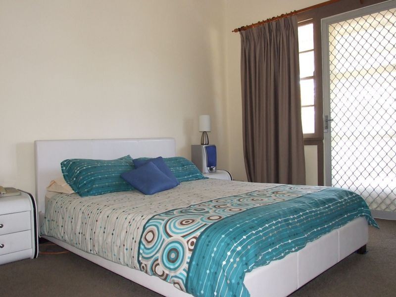 1 Watson Street, Bega NSW 2550