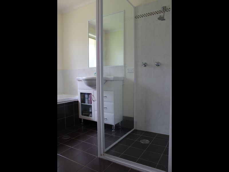 70 Strathmore Crescent, Kalaru NSW 2550