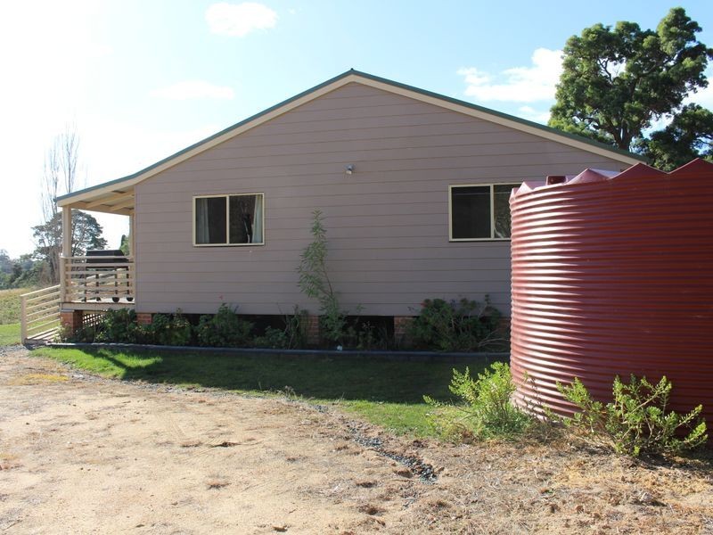 2 Eagle Lane, Bega NSW 2550