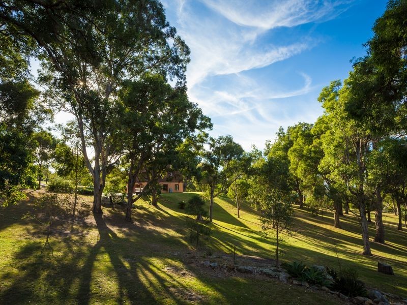 101 Mountview Close, Bega NSW 2550